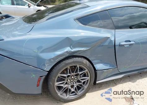 2024 Ford Mustang Gt Premium Fastback z USA, uszkodzony, nr VIN 1FA6P8CF9R5404375